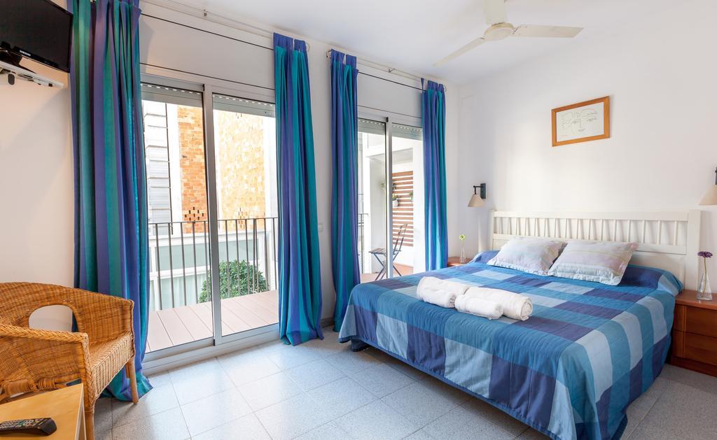 Hola Sitges Apartments Exterior foto